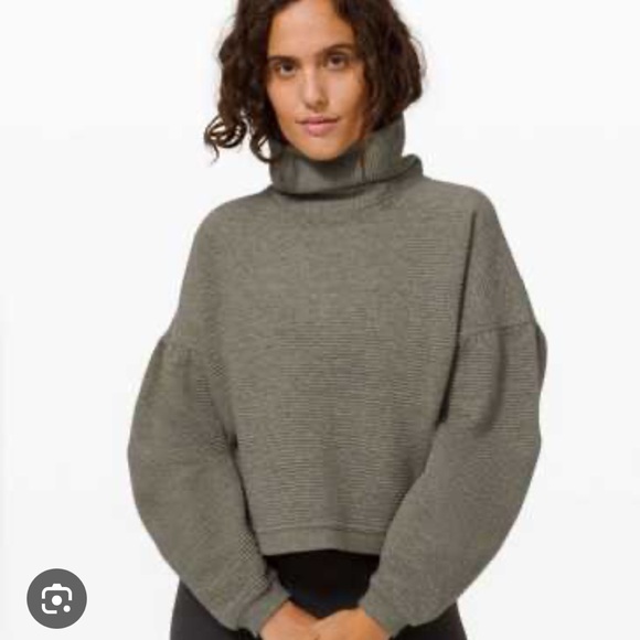 Lululemon turtle neck - Picture 5 of 5